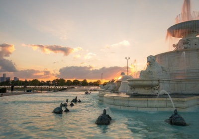 Boating Destinations: The Detroit River & Historic Belle Isle