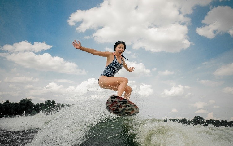 beginner wakesurf tricks